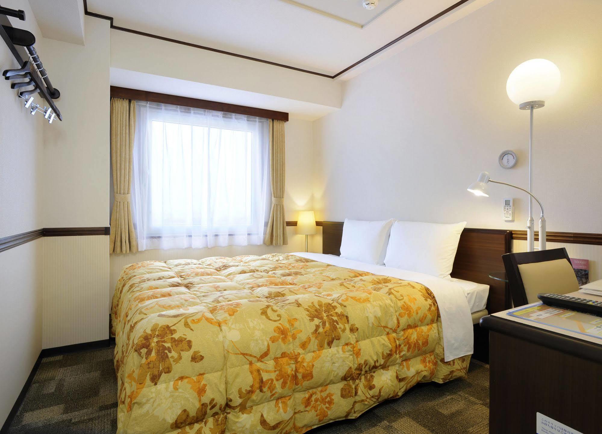 Toyoko Inn Shonan Hiratsuka Eki Kita Guchi No 2 Exteriér fotografie