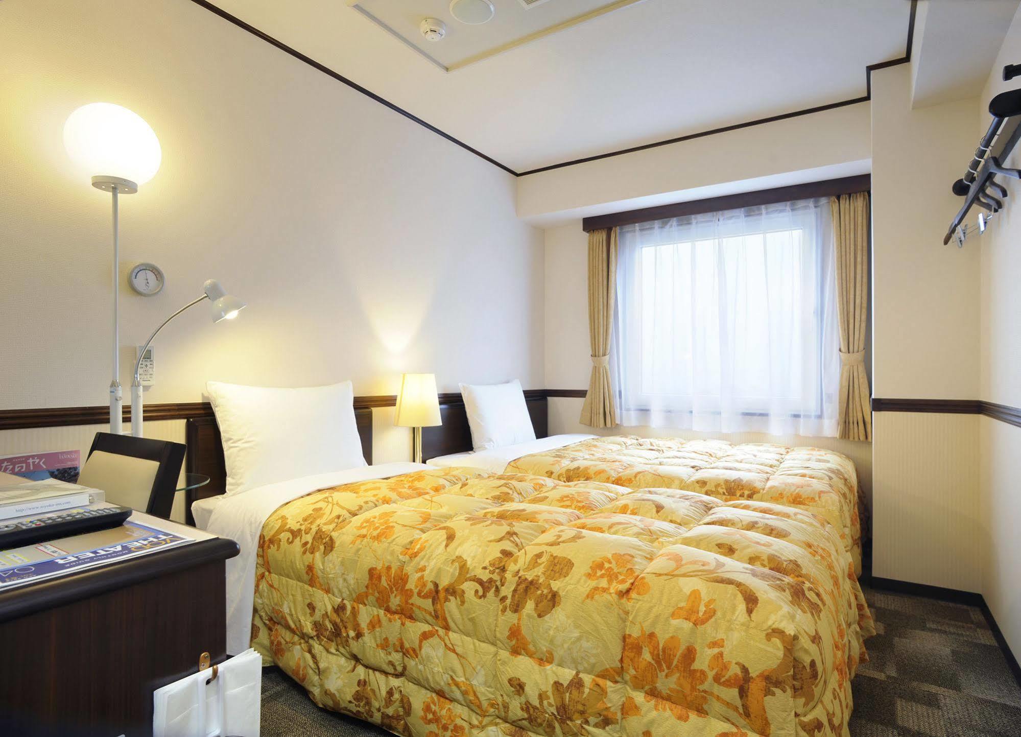 Toyoko Inn Shonan Hiratsuka Eki Kita Guchi No 2 Exteriér fotografie